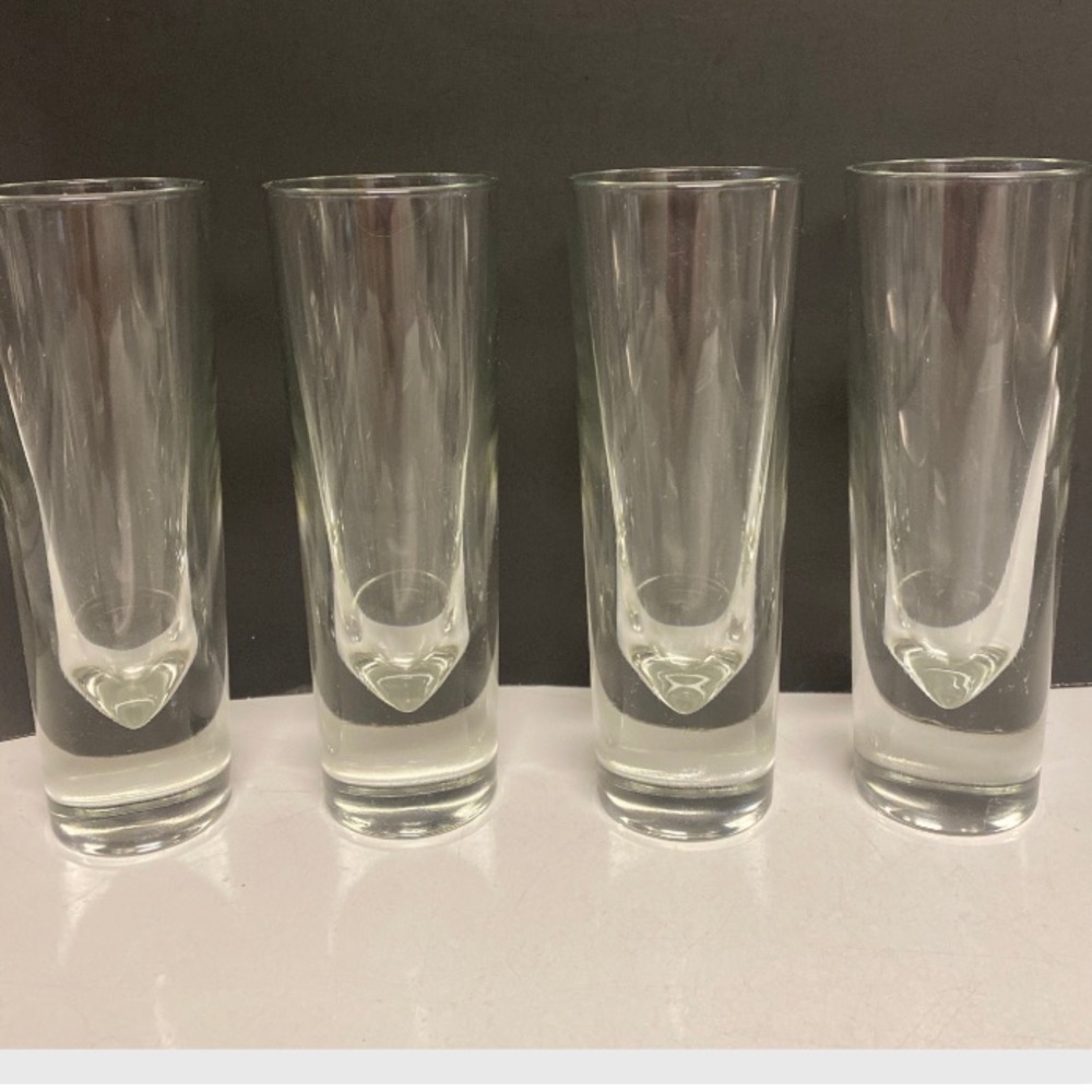 Carlo Moretti Heavy Bottom Glassware Set of Four  Italian